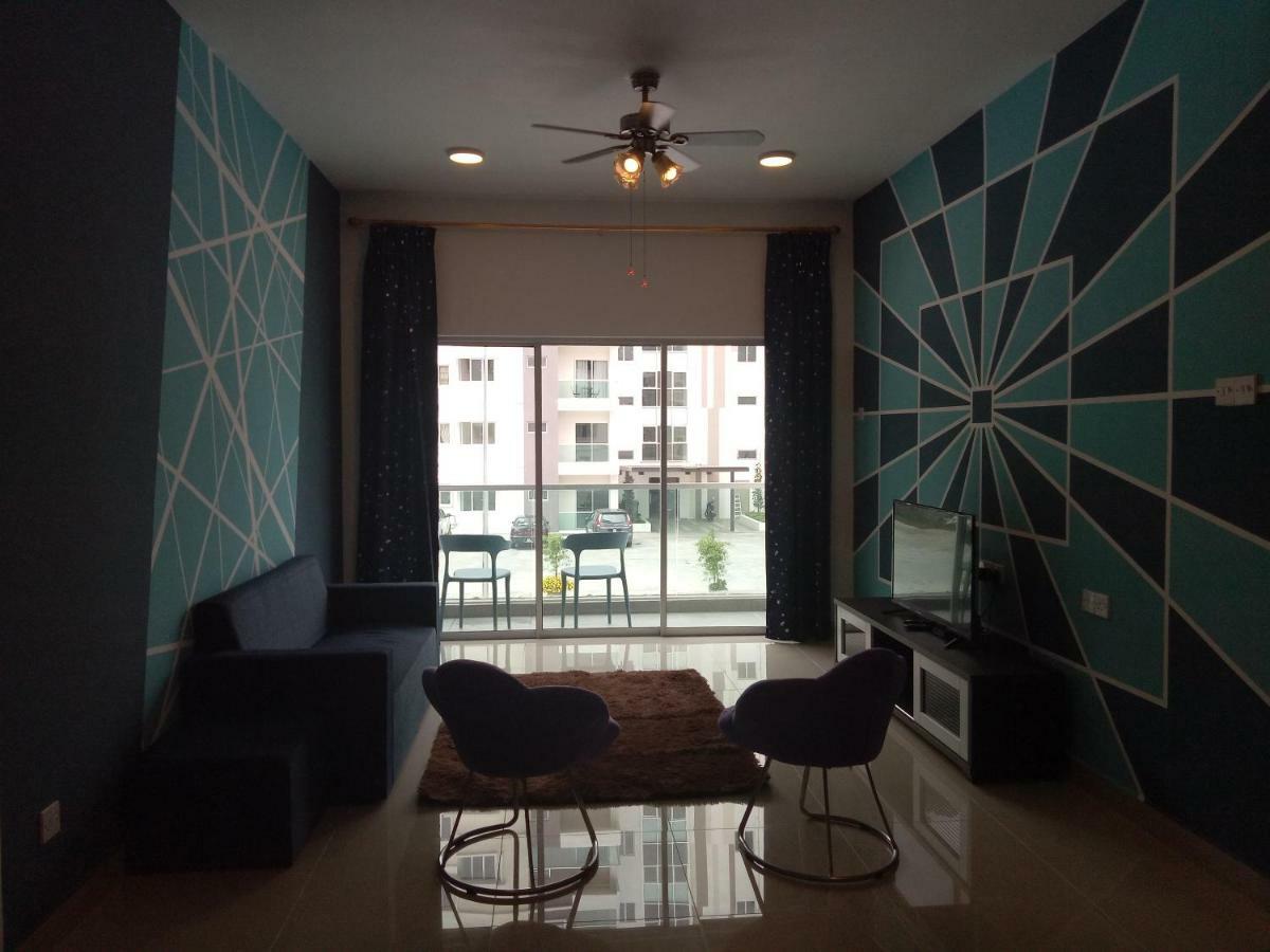 Icolor Home & Stay Ch5 Tanah Rata Exterior foto