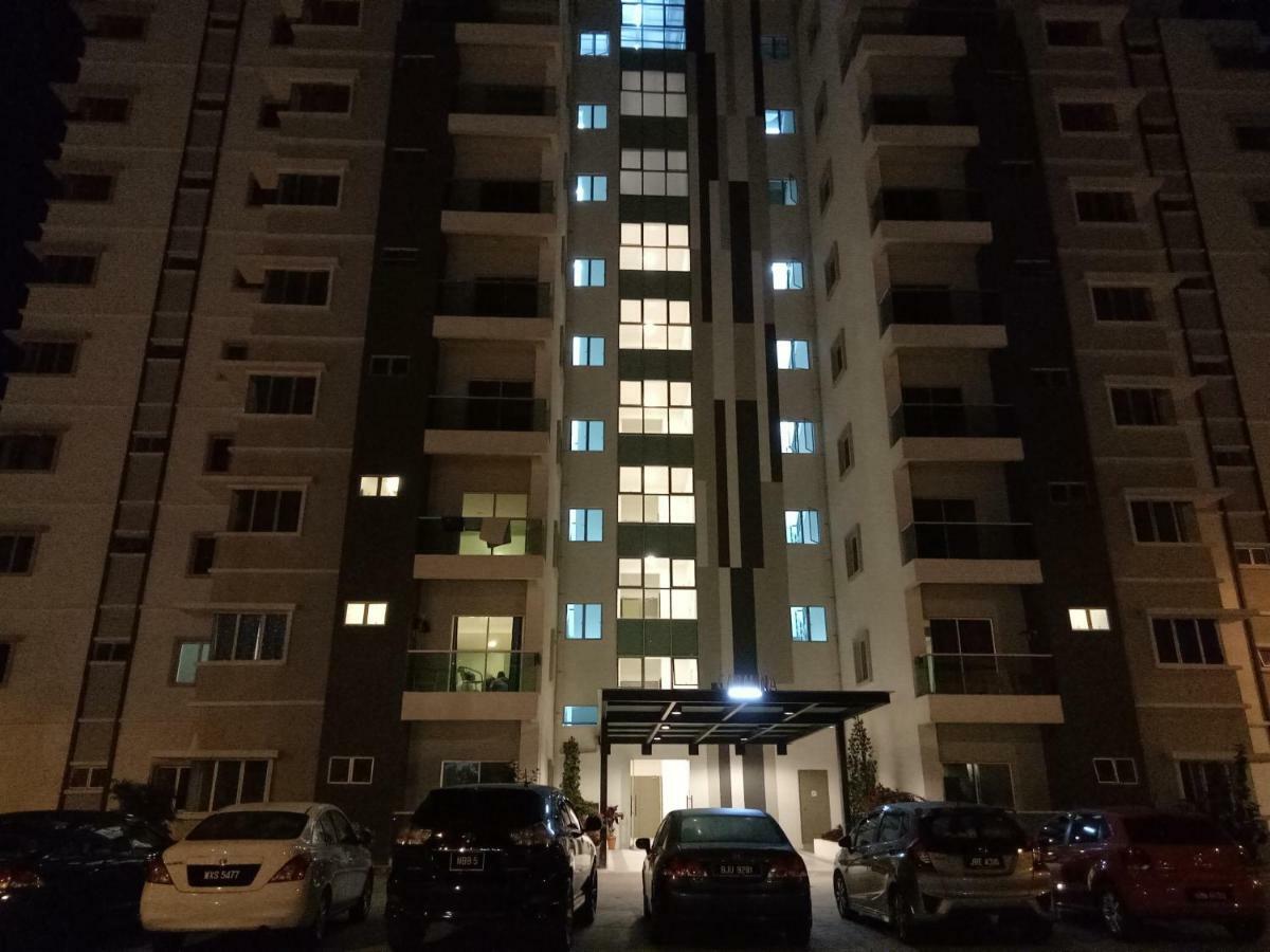 Icolor Home & Stay Ch5 Tanah Rata Exterior foto